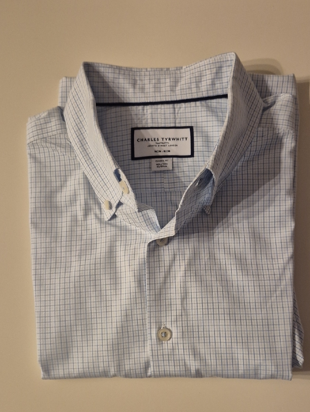 Charles Tyrwhitt Light Blue Windowpane Dress Shirt - CLASSIC - 16.5 NECK - Picture 3 of 11
